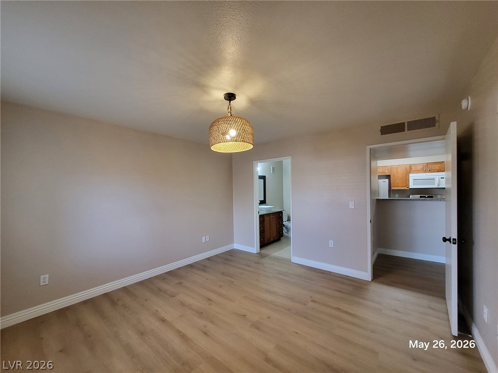 Photo 12 of 26, 7885 W Flamingo Road #1121