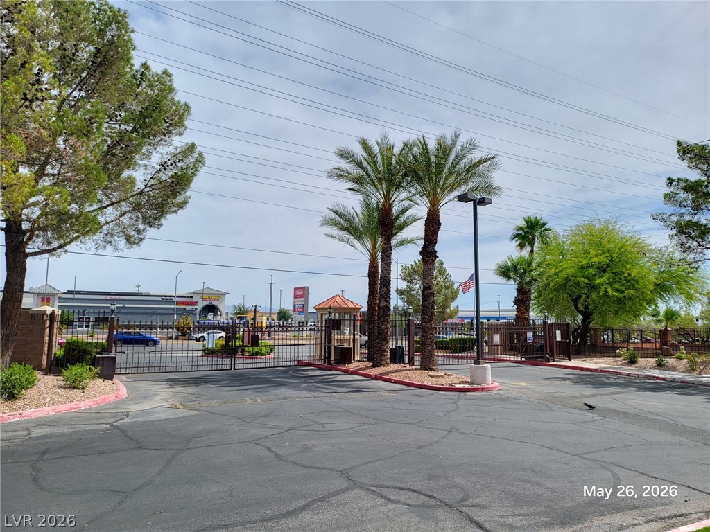 Photo 19 of 26, 7885 W Flamingo Road #1121