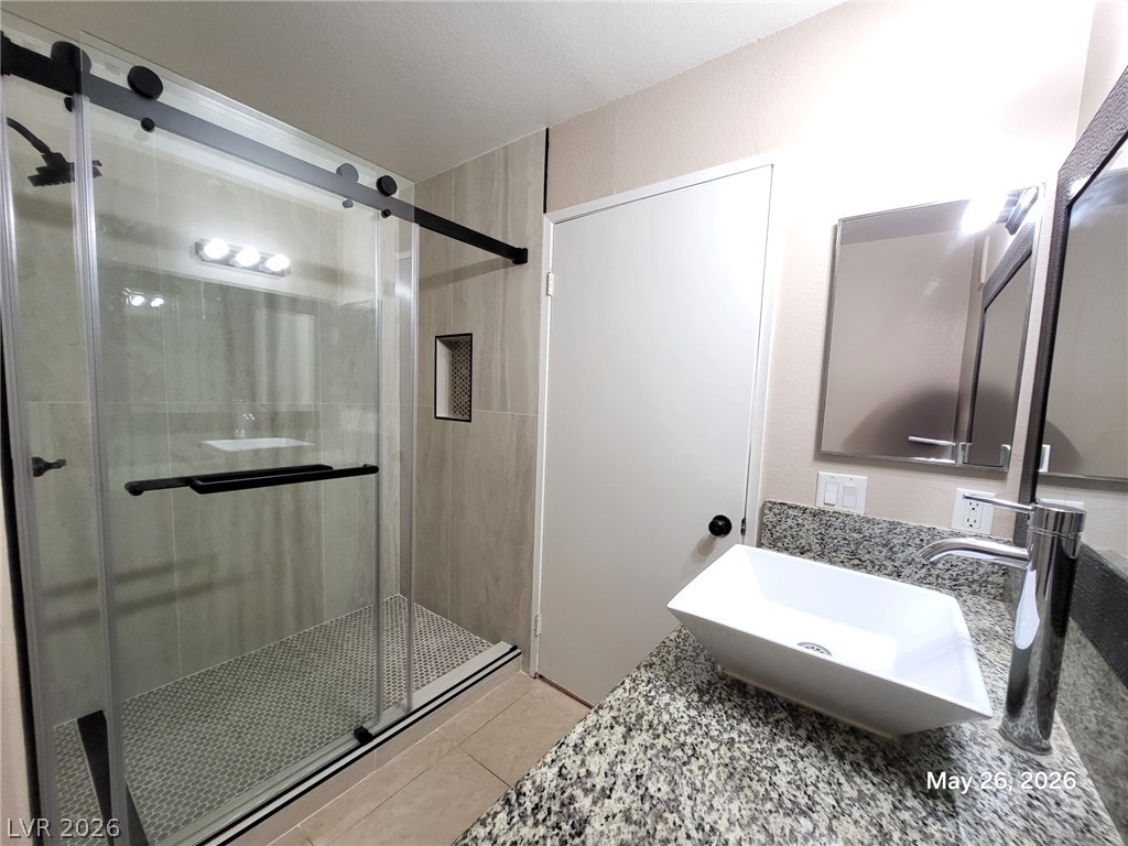 Photo 7 of 26, 7885 W Flamingo Road #1121