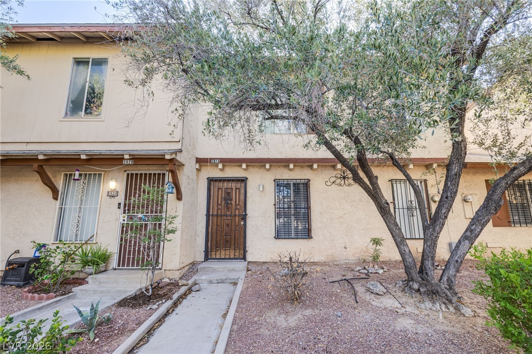 3924 Voxna Street, Las Vegas 89119