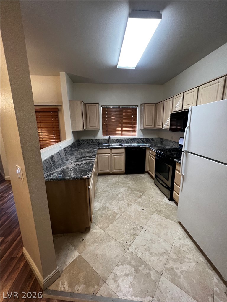 Photo 5 of 5250 S Rainbow Boulevard #1046