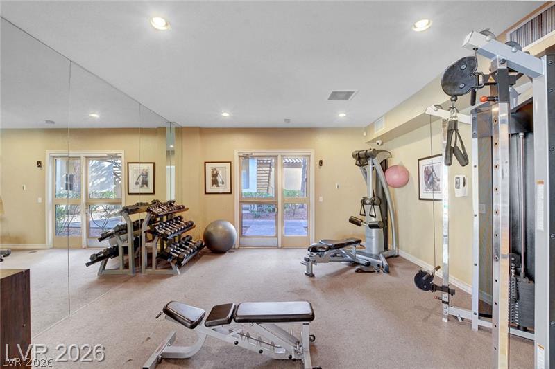 Photo 18 of 27, 5250 S Rainbow Boulevard #1046
