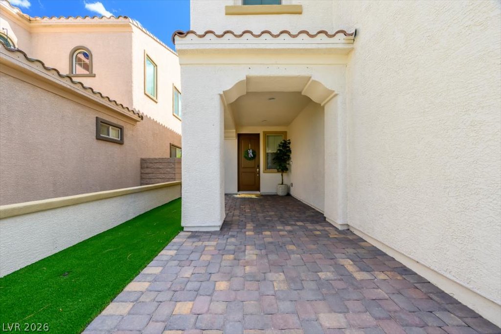 Photo 12 of 49, 9625 Ponderosa Skye Court