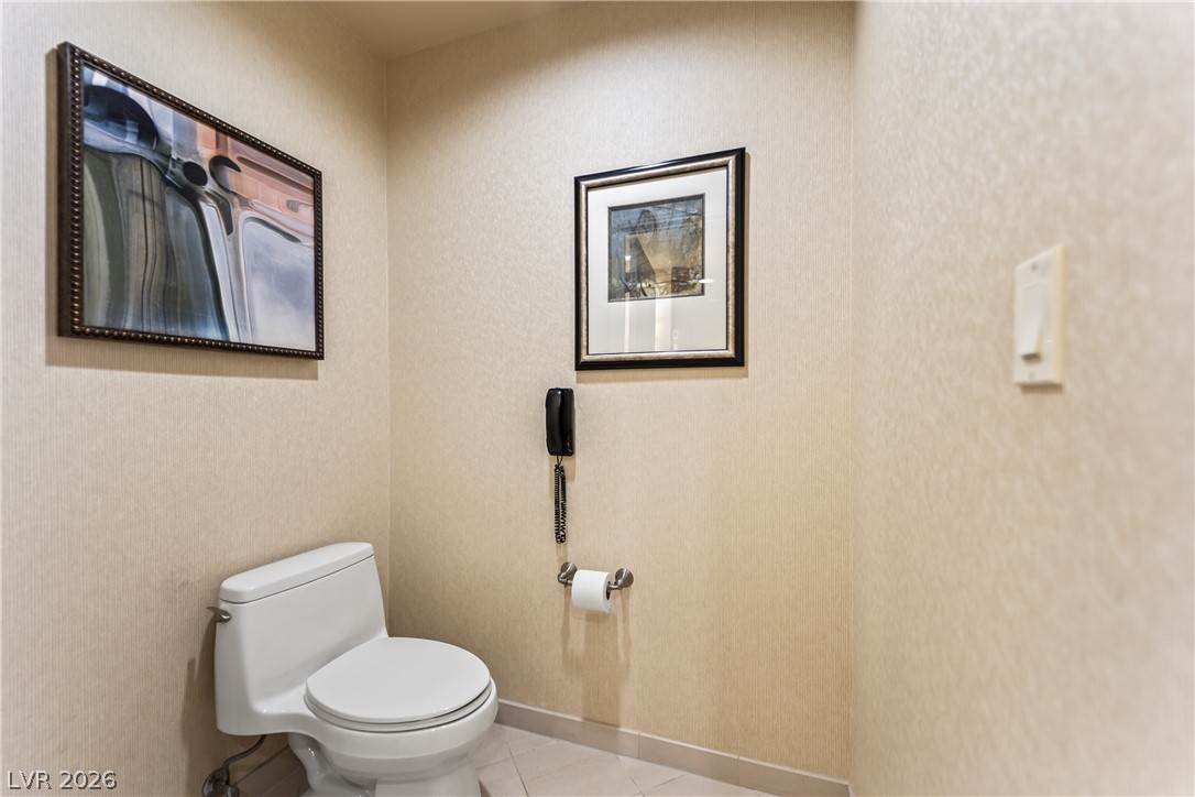 Photo 25 of 51, 145 E Harmon Avenue #1104
