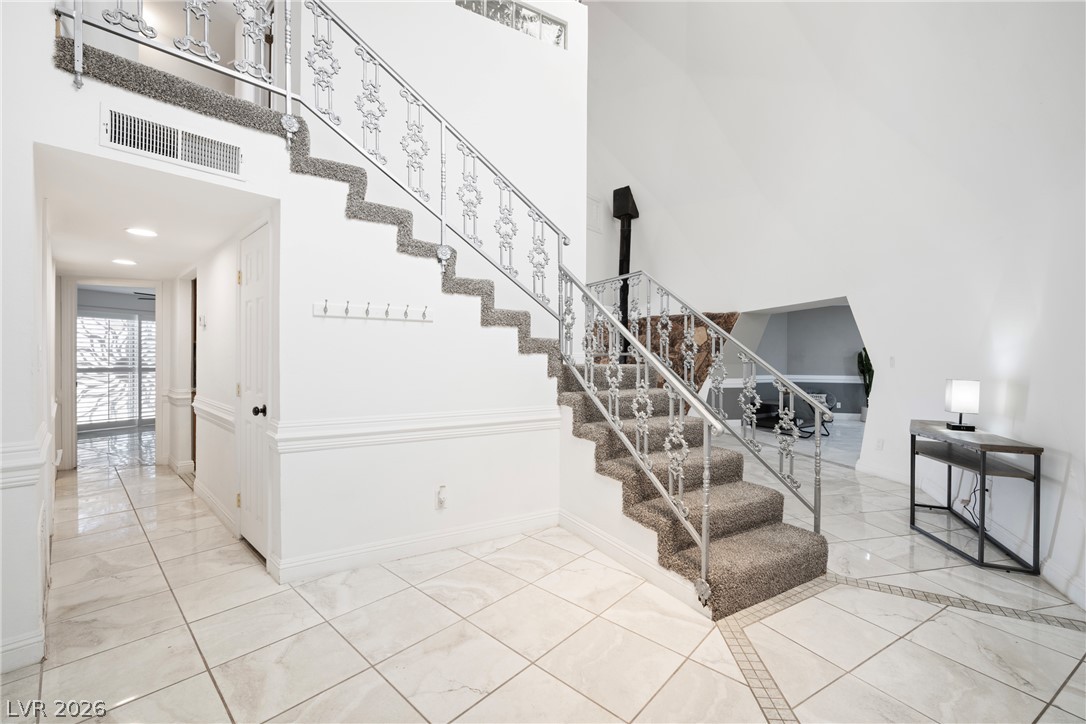 Photo 10 of 57, 7215 Ullom Drive
