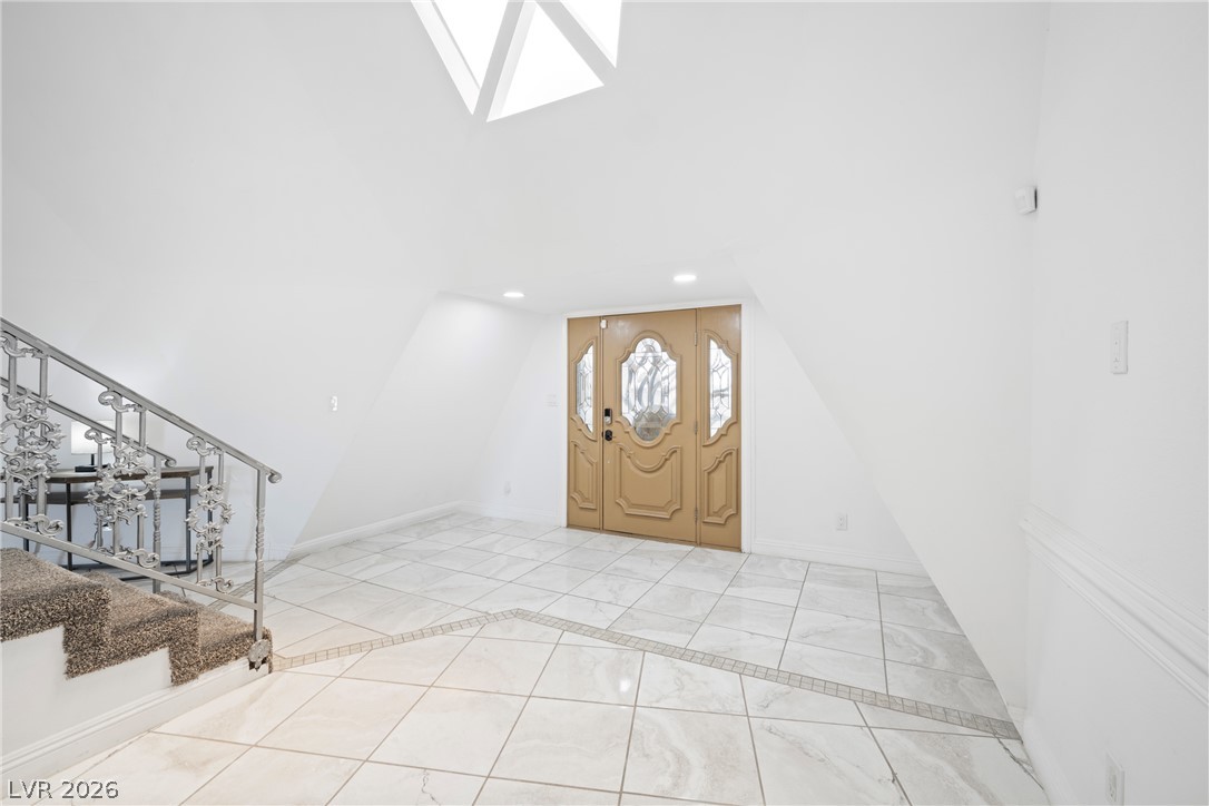 Photo 11 of 57, 7215 Ullom Drive