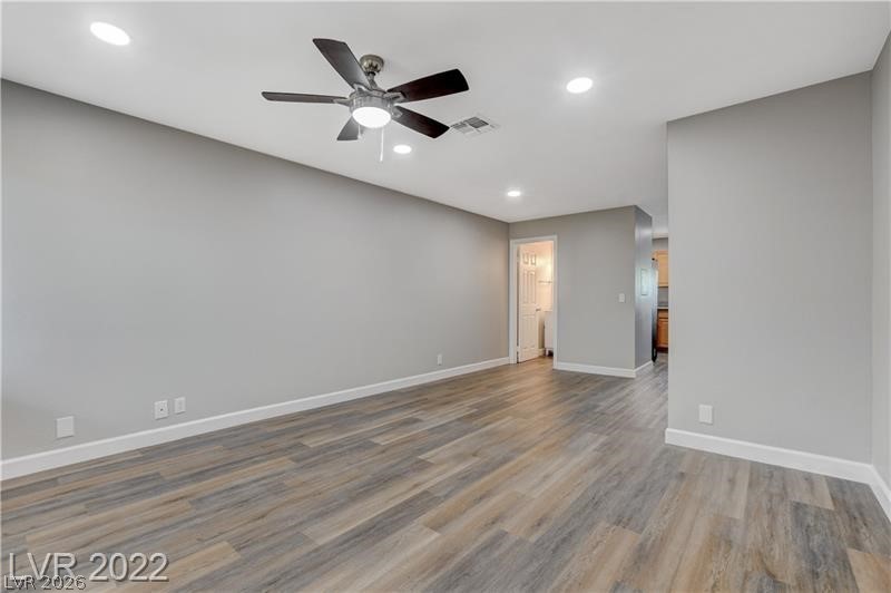 Photo 24 of 25, 1303 Darlene Way #405B