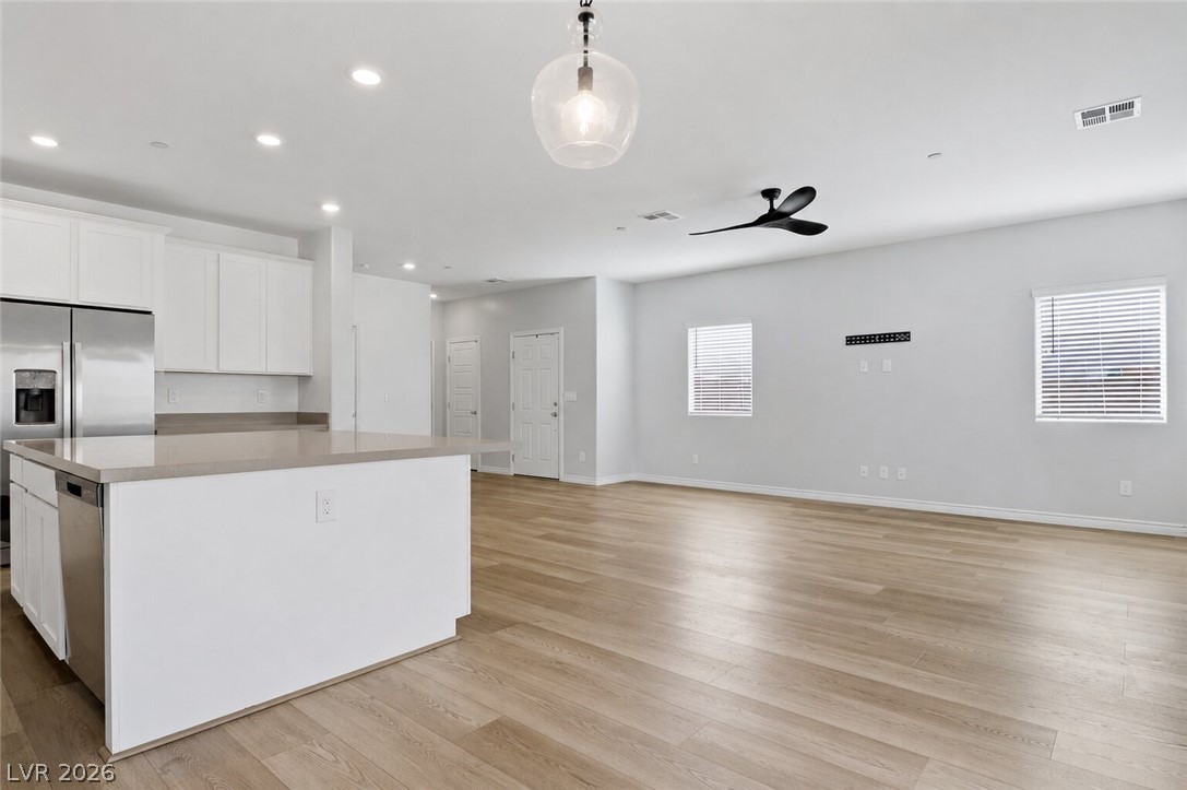 Photo 3 of 1623 Dakota Group Avenue