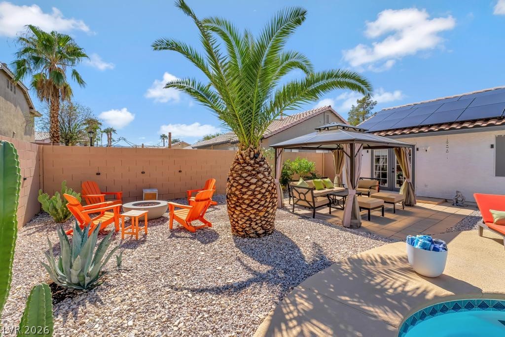 Photo 34 of 41, 316 Desert Knolls Street