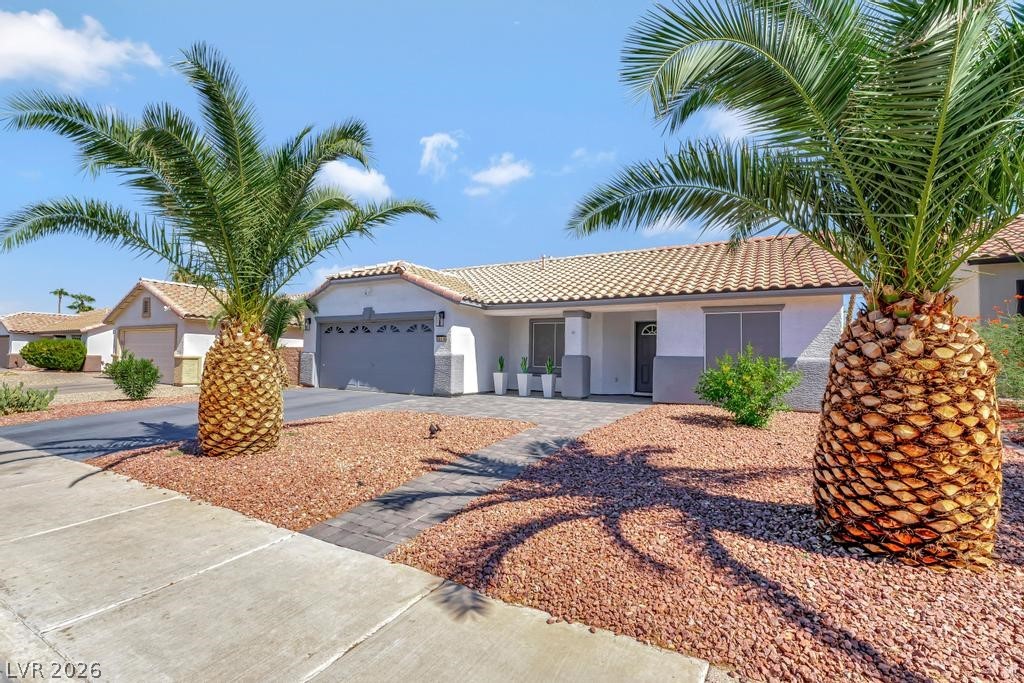 316 Desert Knolls Street, Henderson