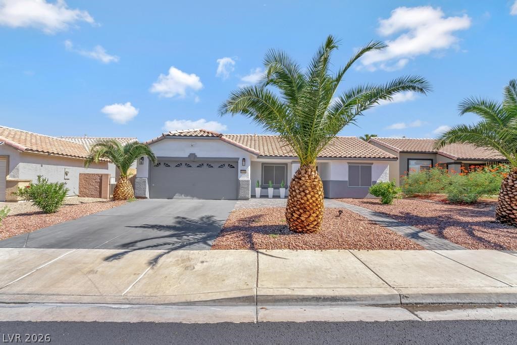 Photo 4 of 316 Desert Knolls Street