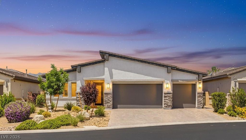 4315 Skylake Court, Las Vegas 89129