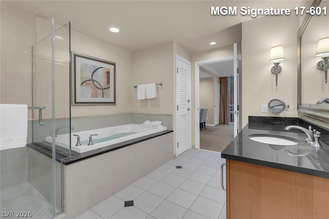 Photo 37 of 85, 145 E Harmon Avenue #1701&1703