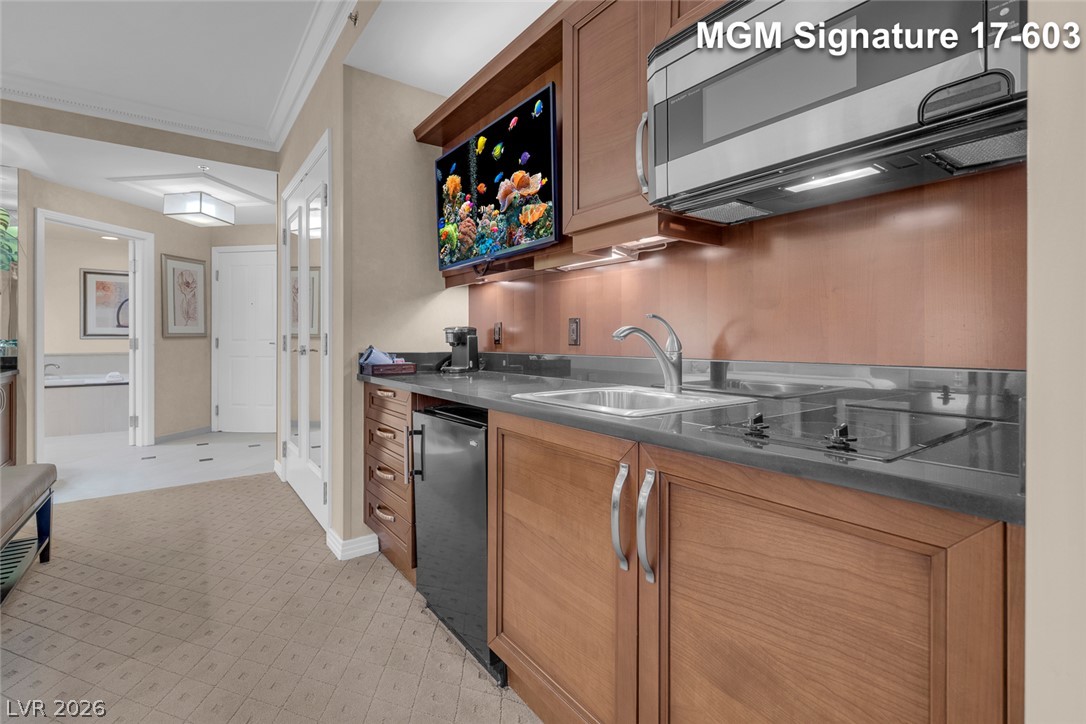 Photo 67 of 85, 145 E Harmon Avenue #1701&1703