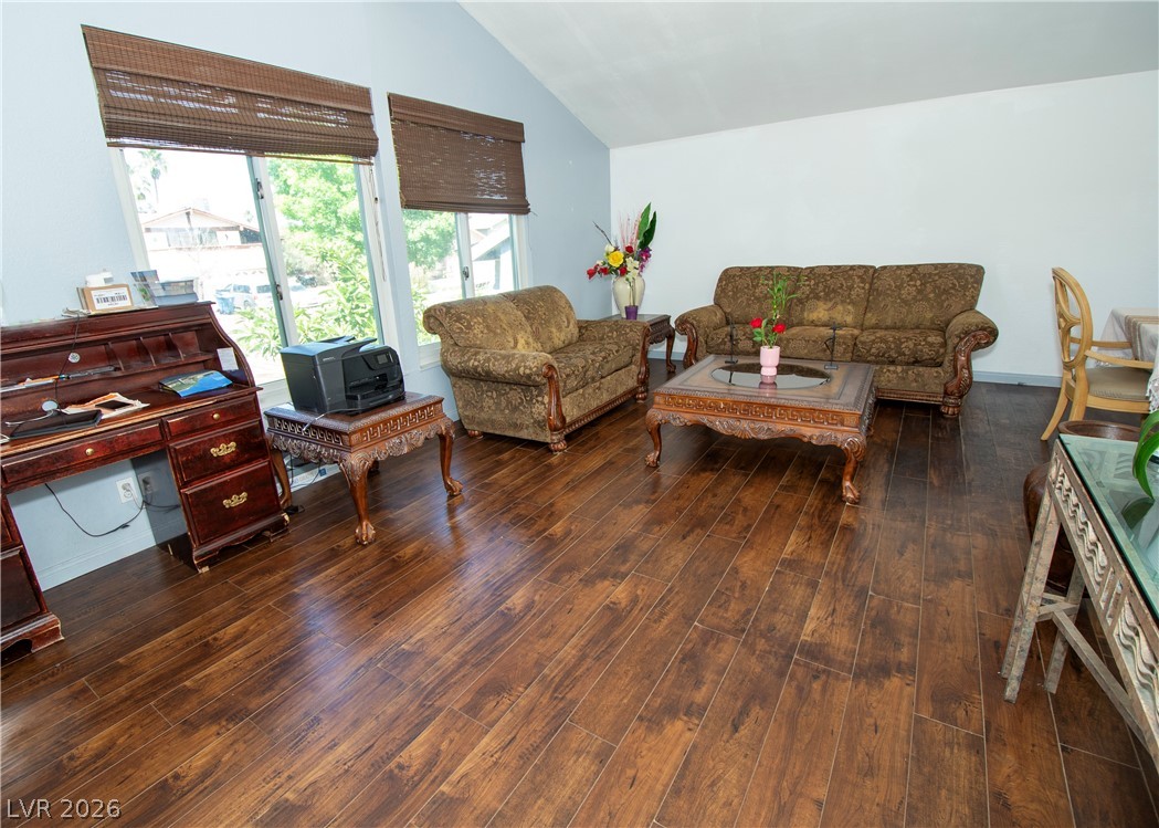 Photo 2 of 6785 Groveview Lane