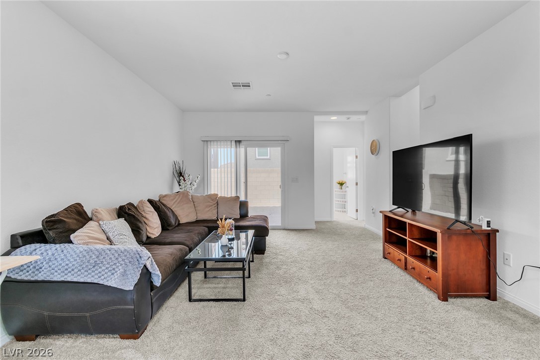 Photo 3 of 94 Golden Aria Avenue