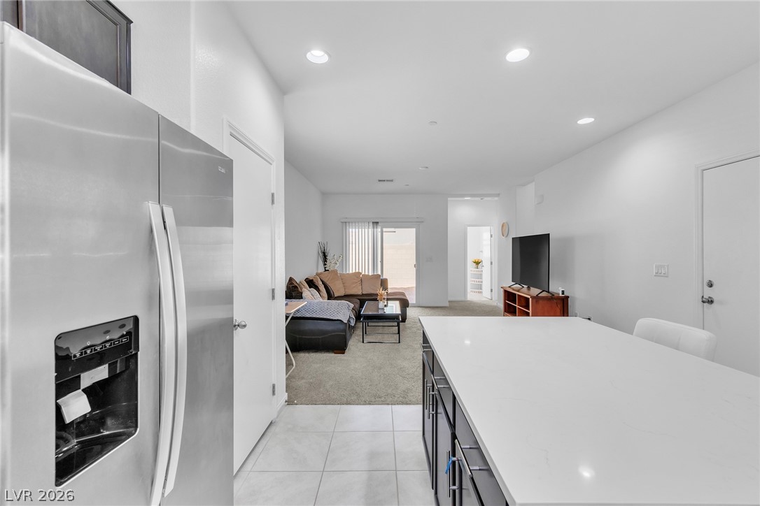 Photo 10 of 37, 94 Golden Aria Avenue