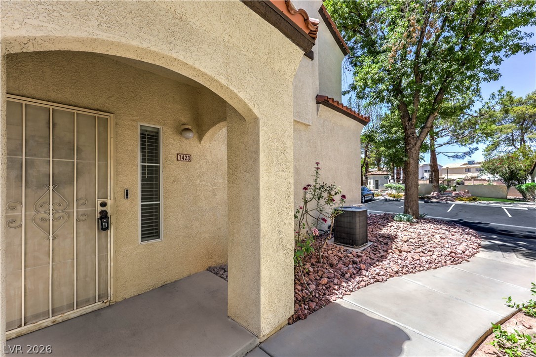 Photo 5 of 2975 Bluegrass Lane #1423