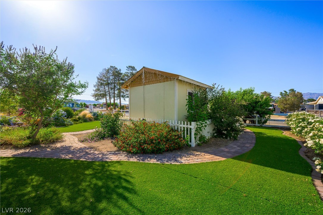 Photo 5 of 4709 W San Miguel Avenue