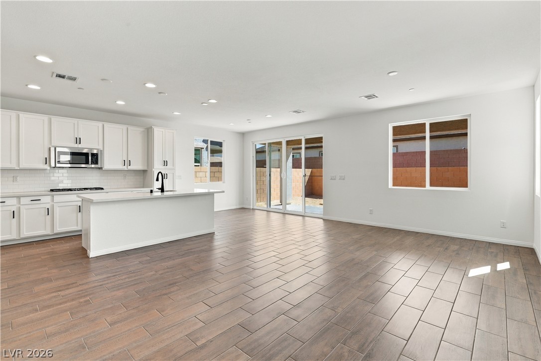Photo 17 of 22, 5155 Dustin Keller Avenue