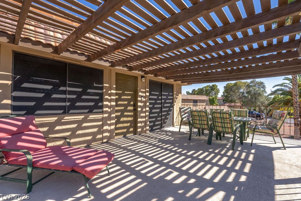 Photo 3 of 1858 Avacado Court