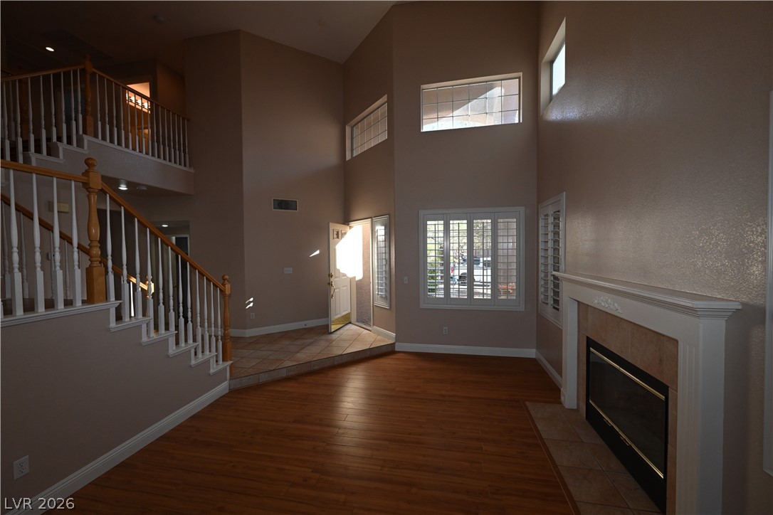 Photo 5 of 9931 Sierra Canyon Way