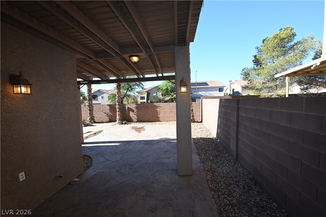 Photo 11 of 29, 9931 Sierra Canyon Way