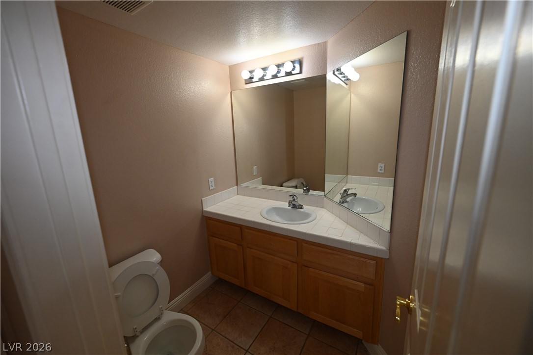 Photo 14 of 29, 9931 Sierra Canyon Way
