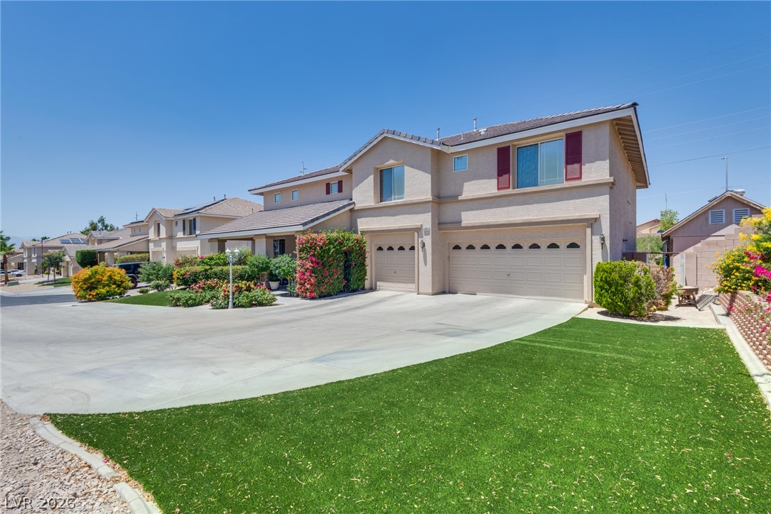 Photo 4 of 6680 Blue Sapphire Avenue