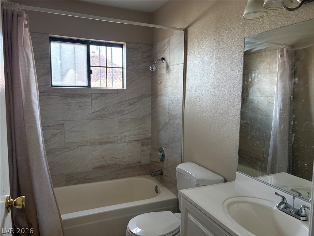 Photo 20 of 33, 2080 Karen Avenue #17