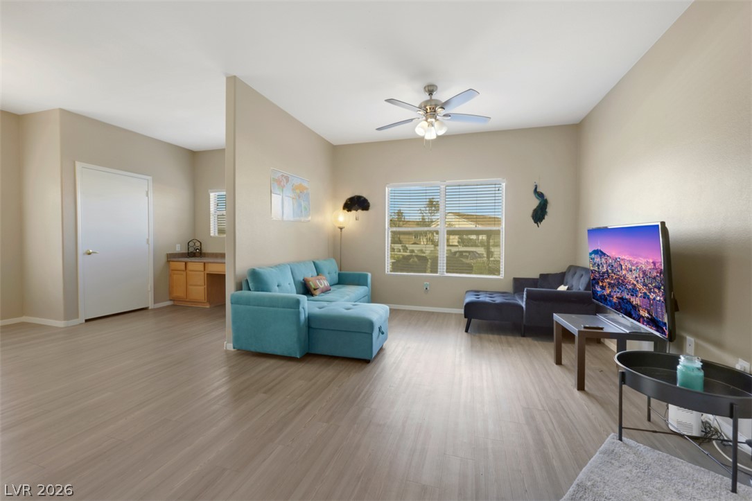 Photo 4 of 45 Maleena Mesa Street #1711