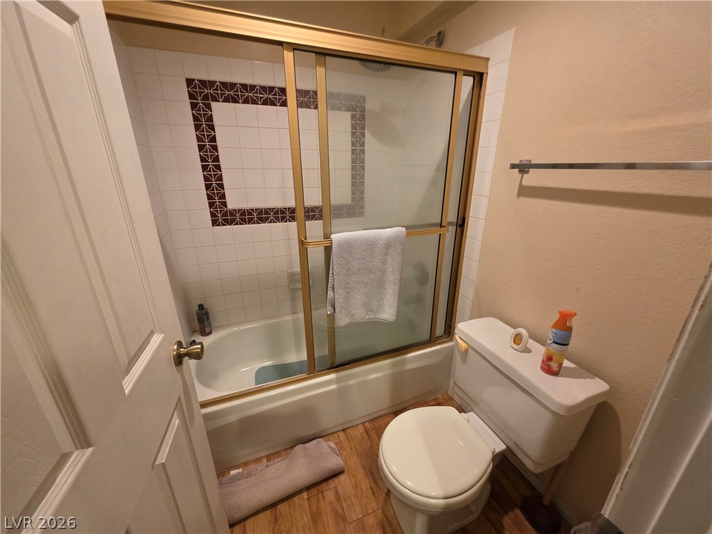 Photo 8 of 11, 4211 Sanderling Circle #286