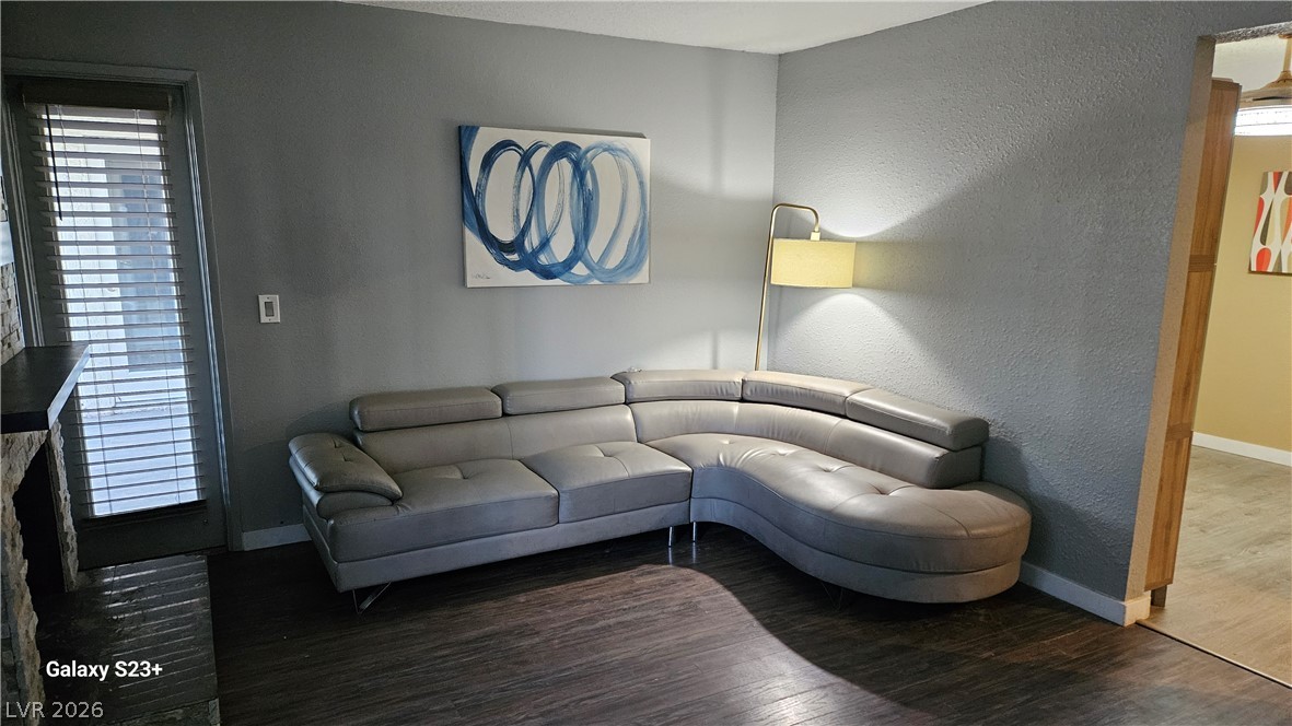 Photo 2 of 1701 E Katie Avenue #33
