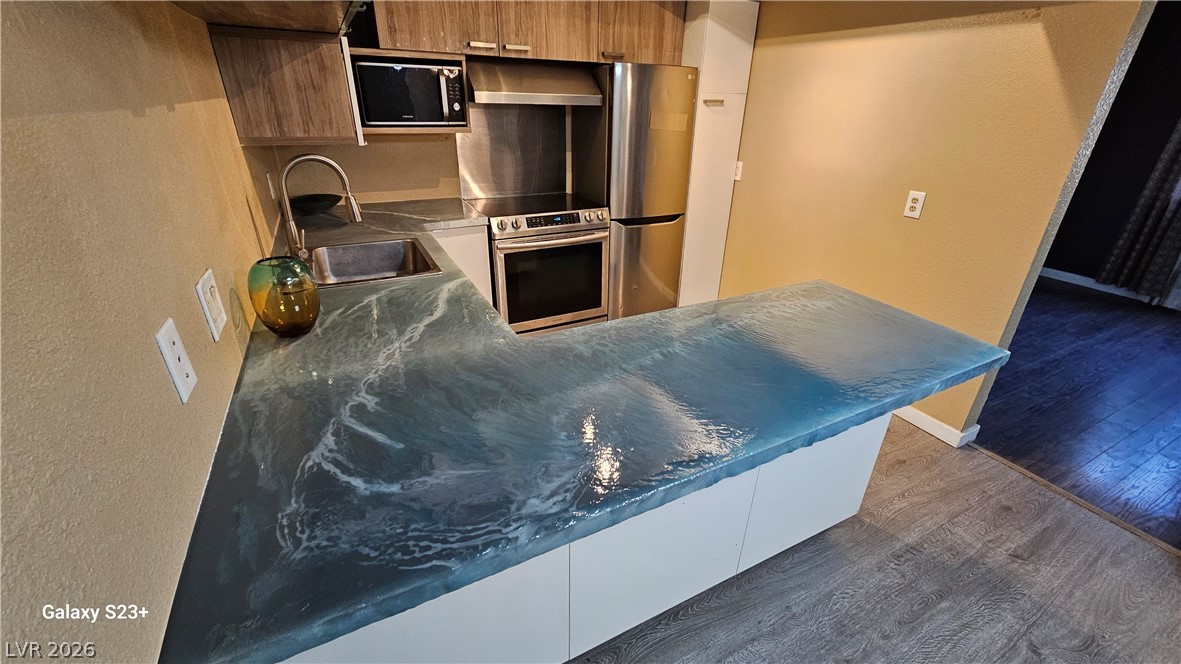 Photo 4 of 1701 E Katie Avenue #33