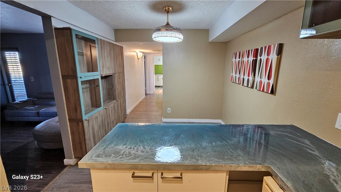 Photo 6 of 25, 1701 E Katie Avenue #33