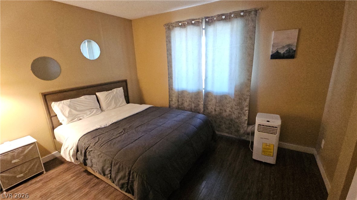 Photo 11 of 25, 1701 E Katie Avenue #33