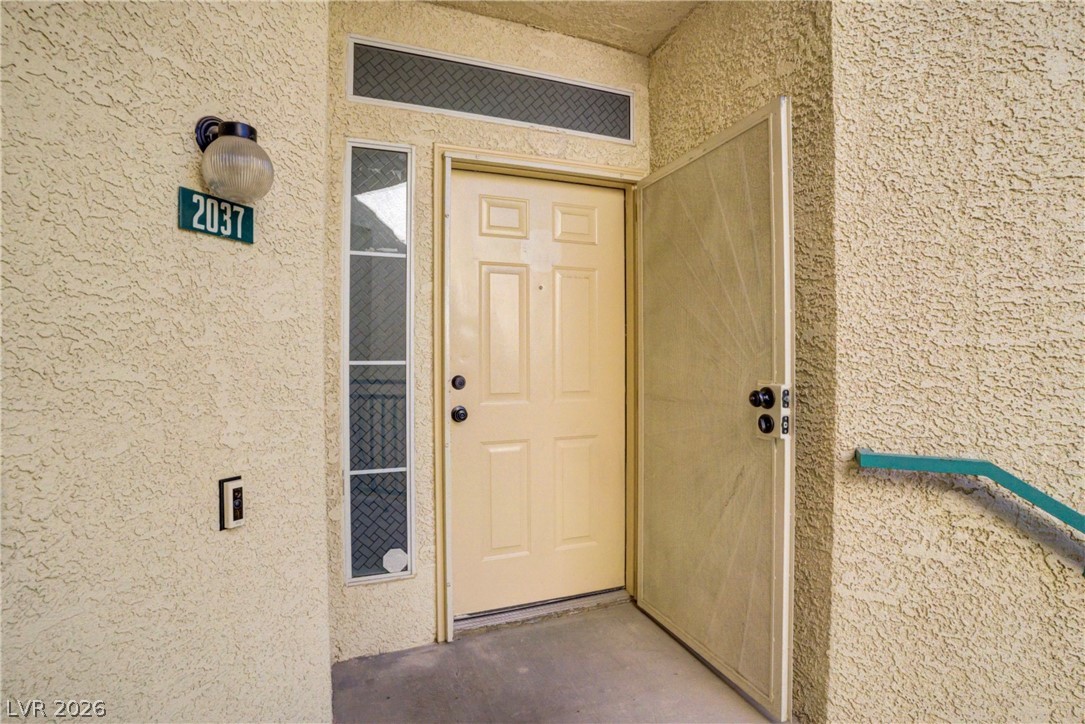 5155 W Tropicana Avenue #2037, Las Vegas