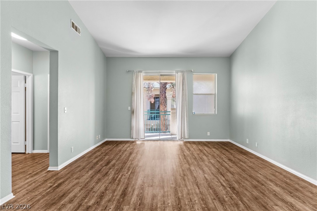 Photo 6 of 52, 5155 W Tropicana Avenue #2037