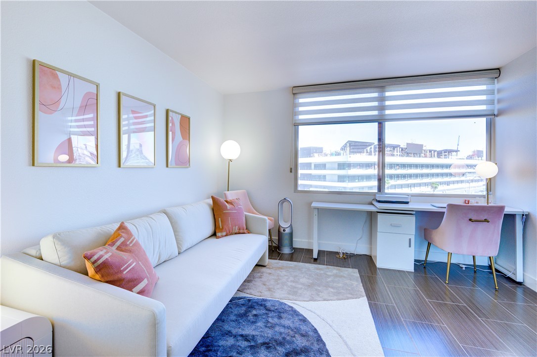 Photo 26 of 45, 205 E Harmon Avenue #406