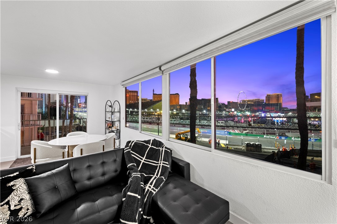 Photo 35 of 45, 205 E Harmon Avenue #406
