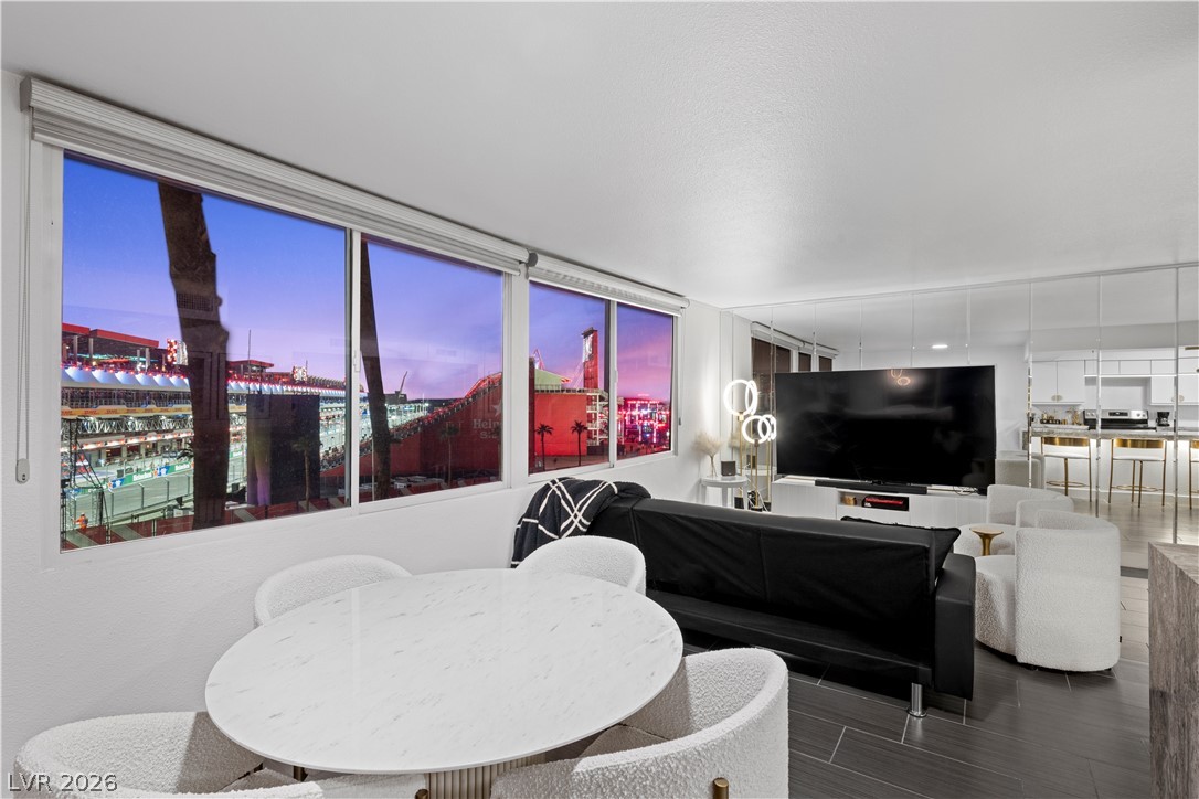 Photo 42 of 45, 205 E Harmon Avenue #406