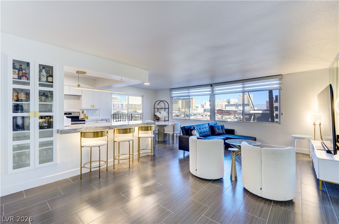 205 E Harmon Avenue #406, Las Vegas 89169