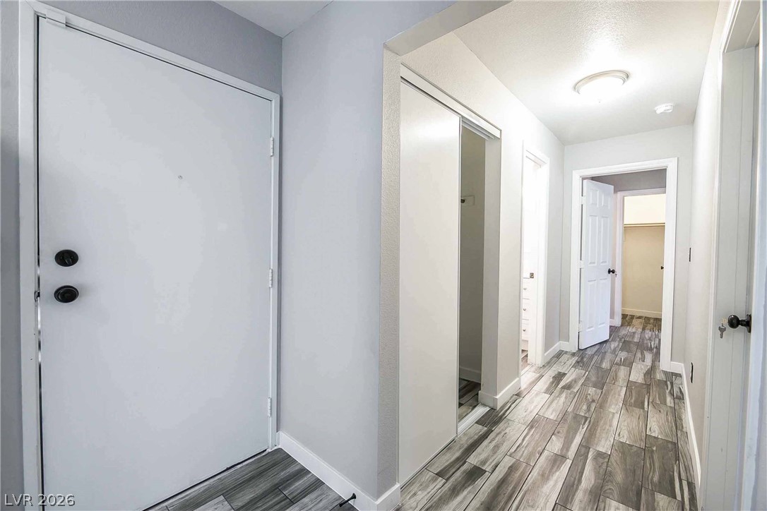 Photo 11 of 32, 5326 Swenson Street #61