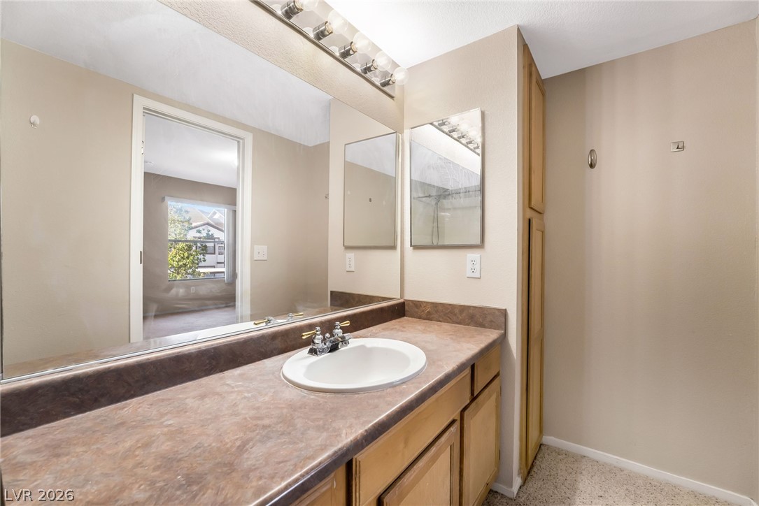 Photo 21 of 31, 45 Maleena Mesa st #1227