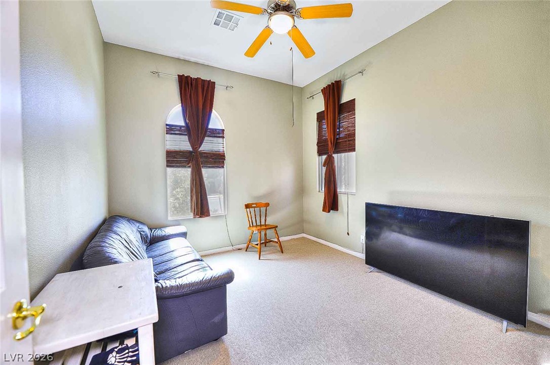 Photo 12 of 29, 6536 Black Oaks Street