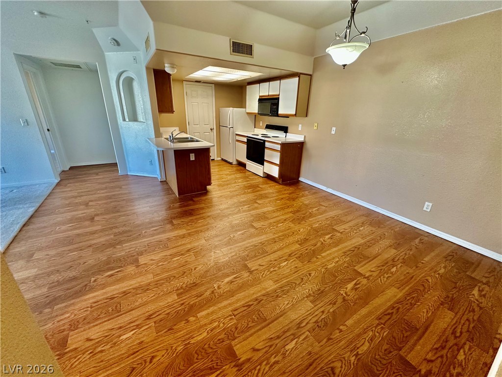 Photo 8 of 42, 3550 Bay Sands Drive #2097