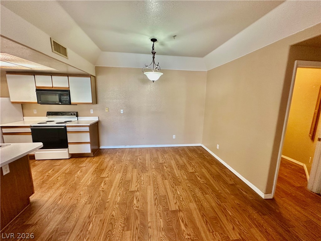 Photo 10 of 42, 3550 Bay Sands Drive #2097
