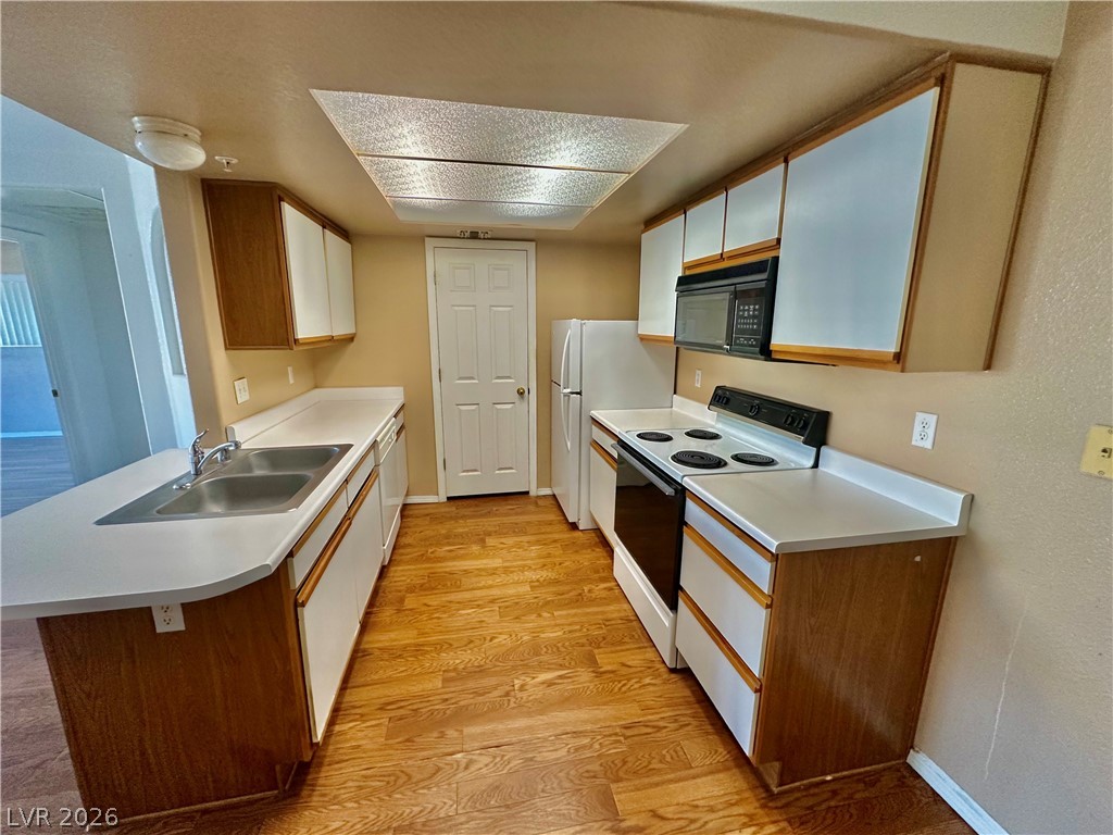Photo 13 of 42, 3550 Bay Sands Drive #2097
