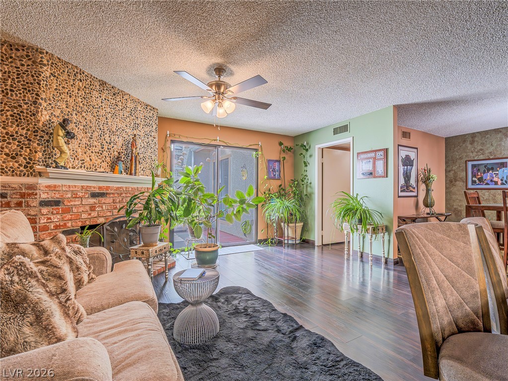 Photo 7 of 18, 505 Westridge Drive