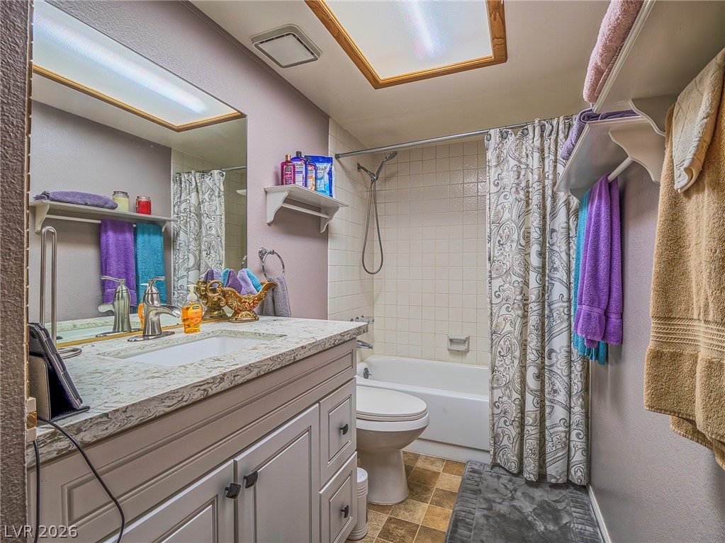 Photo 15 of 18, 505 Westridge Drive